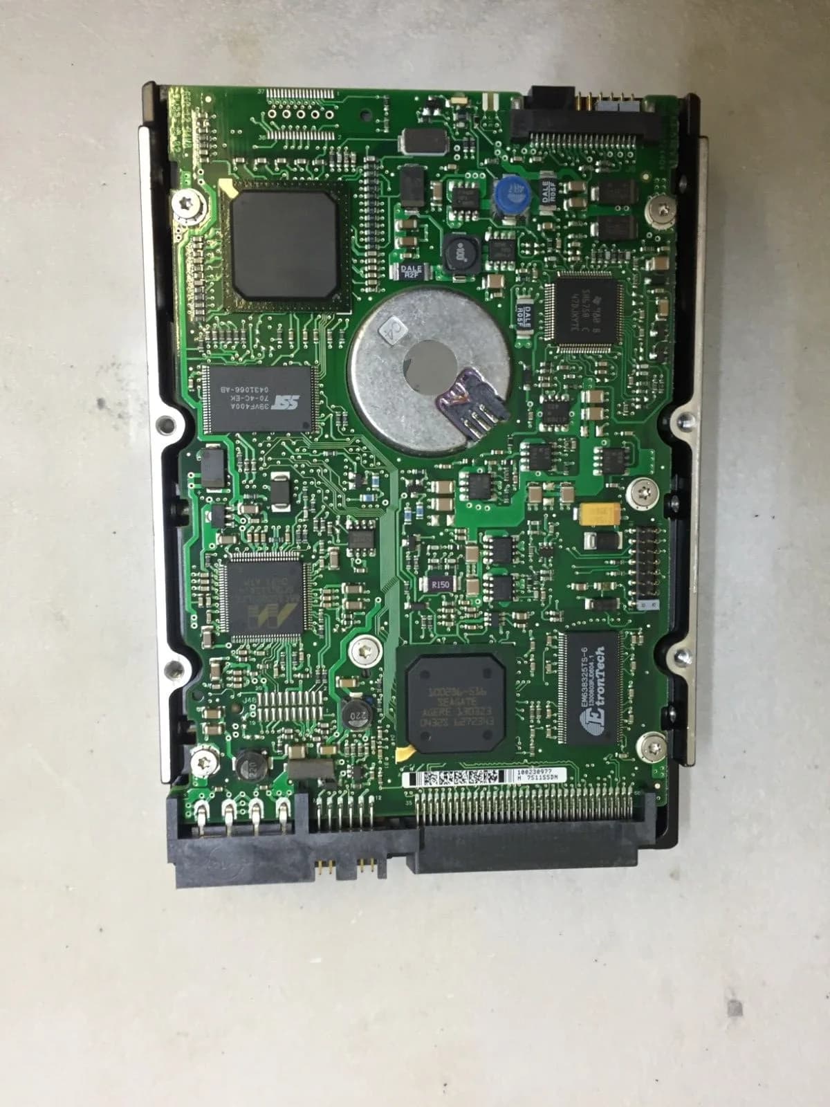 HP SCUZZY HDD HARD DRIVE ST318453LW 18.2GB 1500 RPM SCSI 68 PIN HP PART 291241-