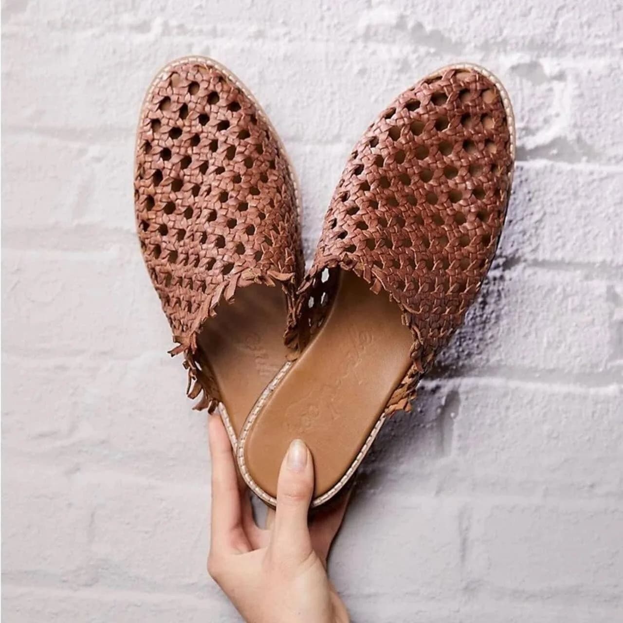 Free People Women's Mirage Woven Flat Brown Mules eu 41