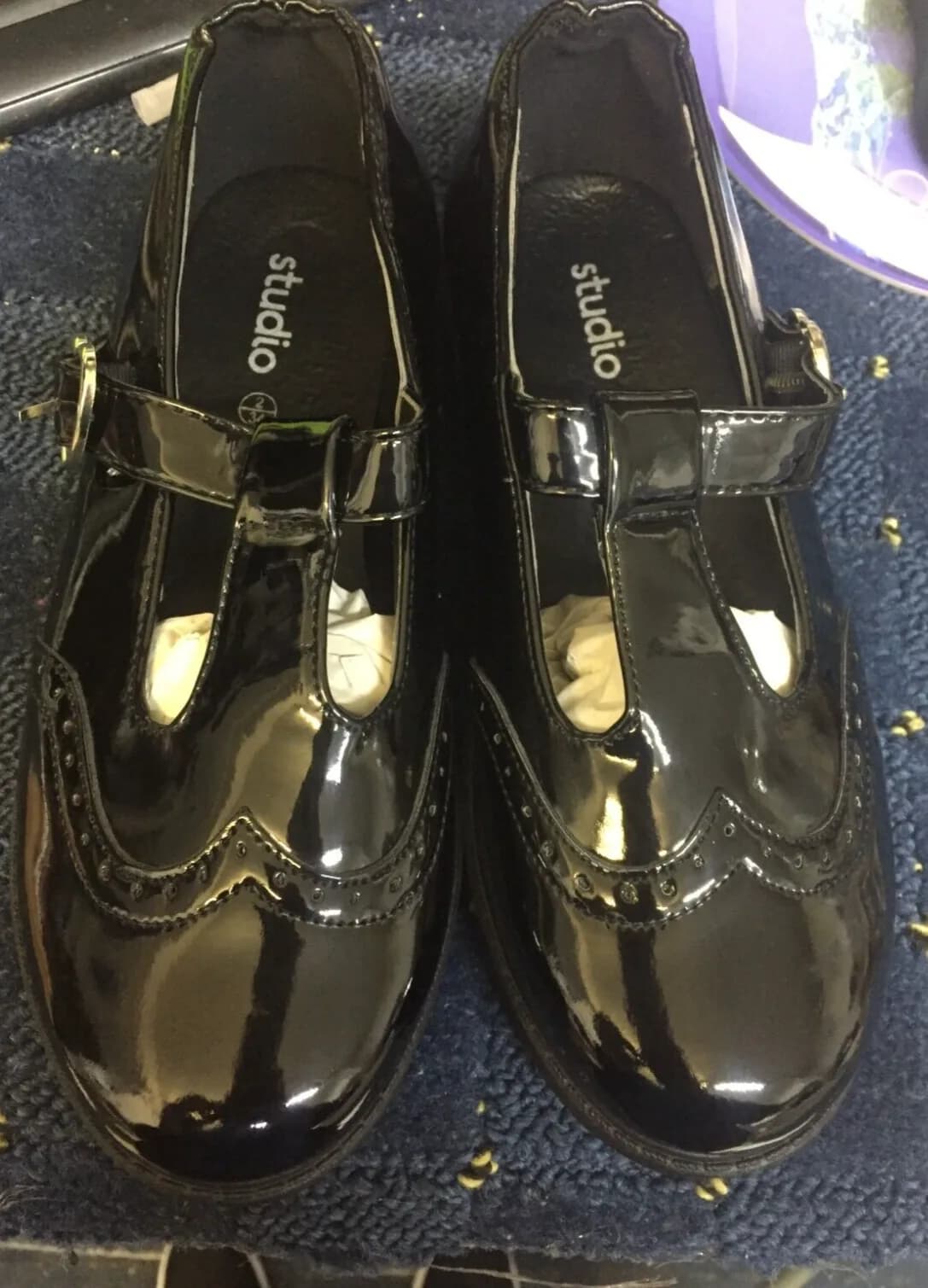 GIRLS CHUNKY T-BAR BROGUE SHOES BLACK SIZE 2