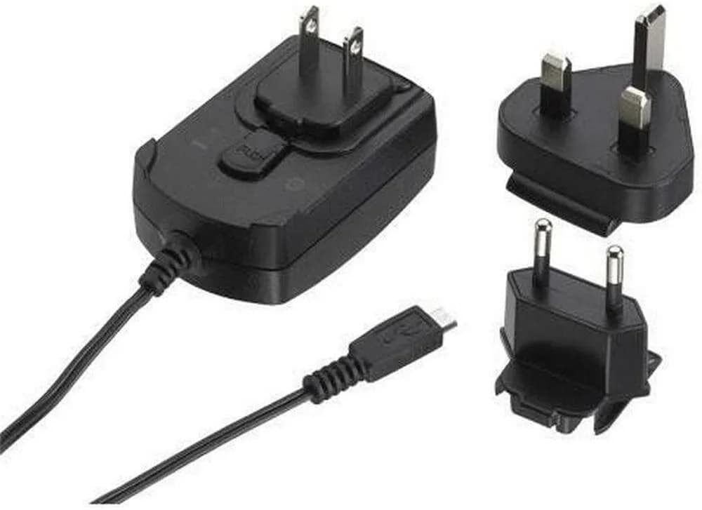 BlackBerry International Micro USB Mains Travel Charger with UK/EU/NA Adapter -