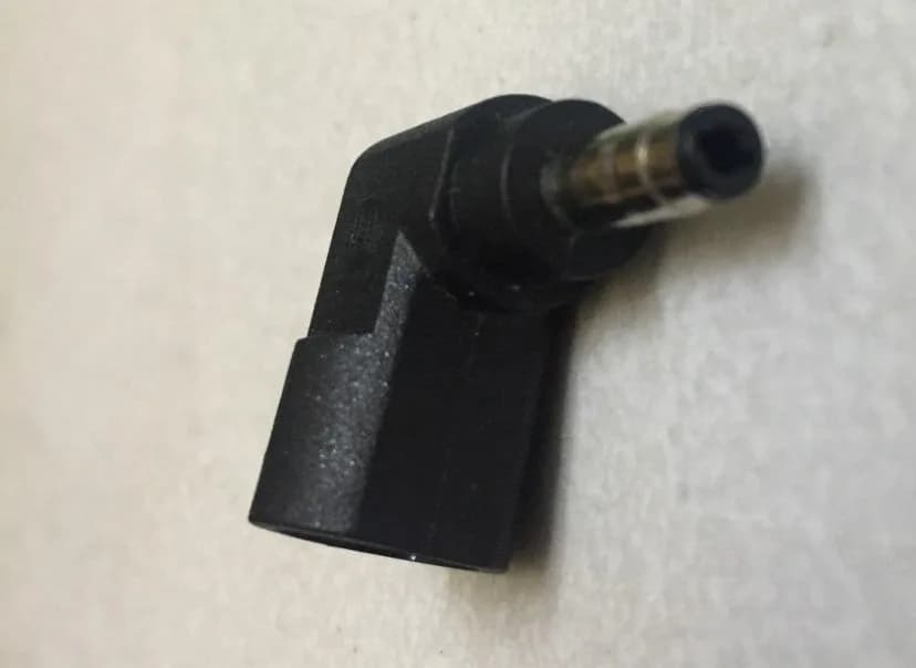 LOGIK UNIVERSAL LAPTOP ADAPTER CHARGER PIN TIP END CONNECTOR 44 DELL