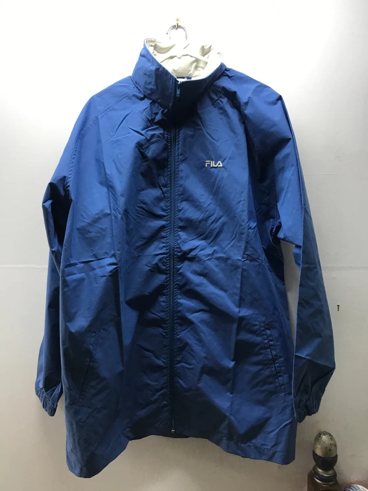 MENS XXL FILA JACKET – BRIGHT BLUE – STYLISH & SPORTY