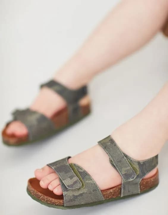 Joules Kitt Canvas Sandal Older Kids Childrens Sandals size 2