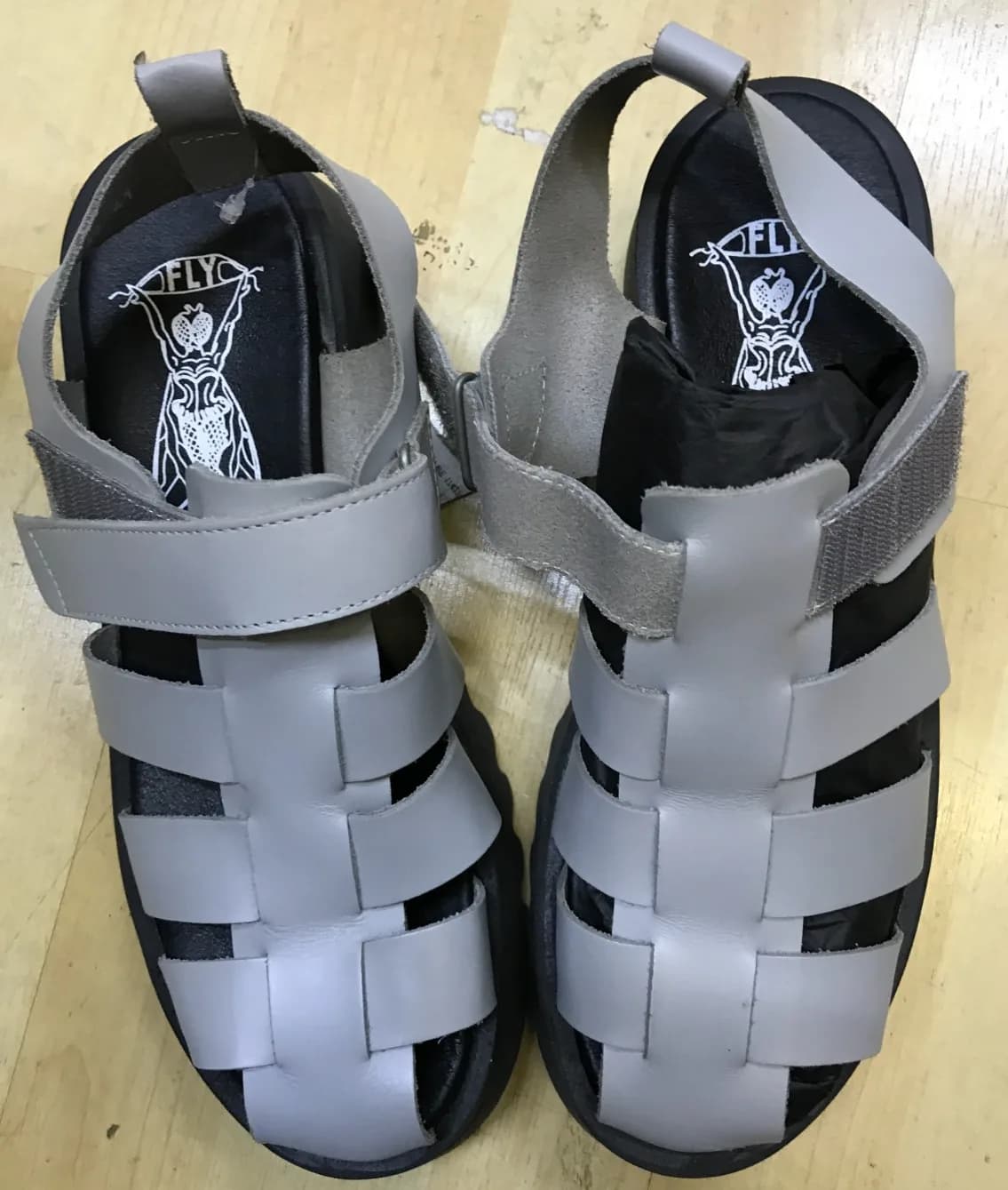 WOMENS FLY LONDON UK SIZE 8 EU 41 GREY SANDALS NO BOX