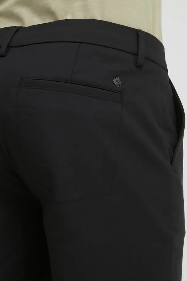 MEN'S BLACK CASUAL FRIDAY SHORTS CASUAL M SLIM FIT