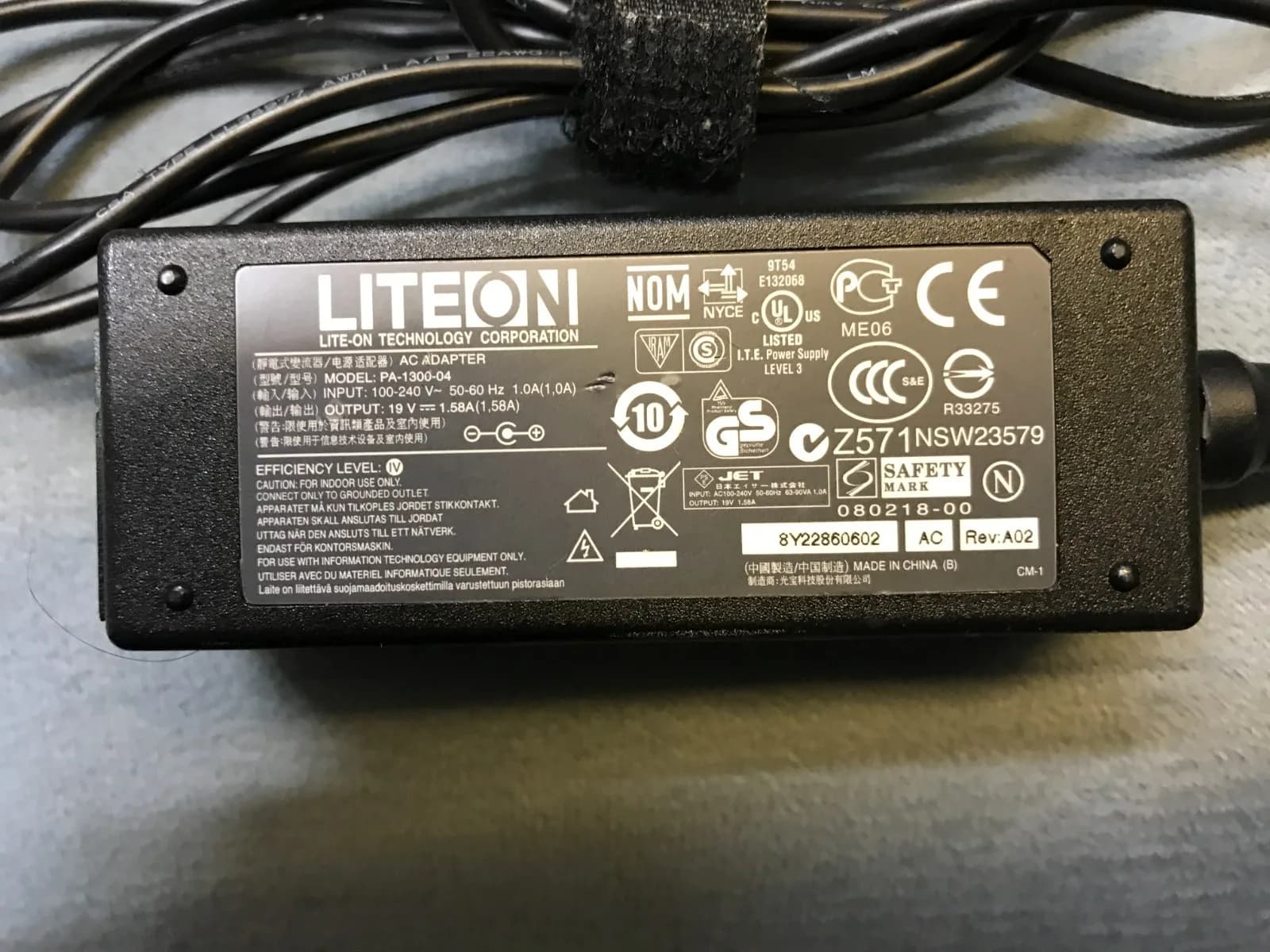 Liteon PA-1300-04 Acer One 19v 1.58A Laptop Adapter Charger Power Supply
