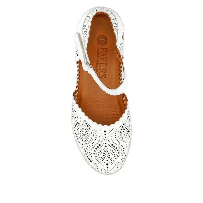 Women's Pavers Casual Leather Touch Fasten Mary Janes - White