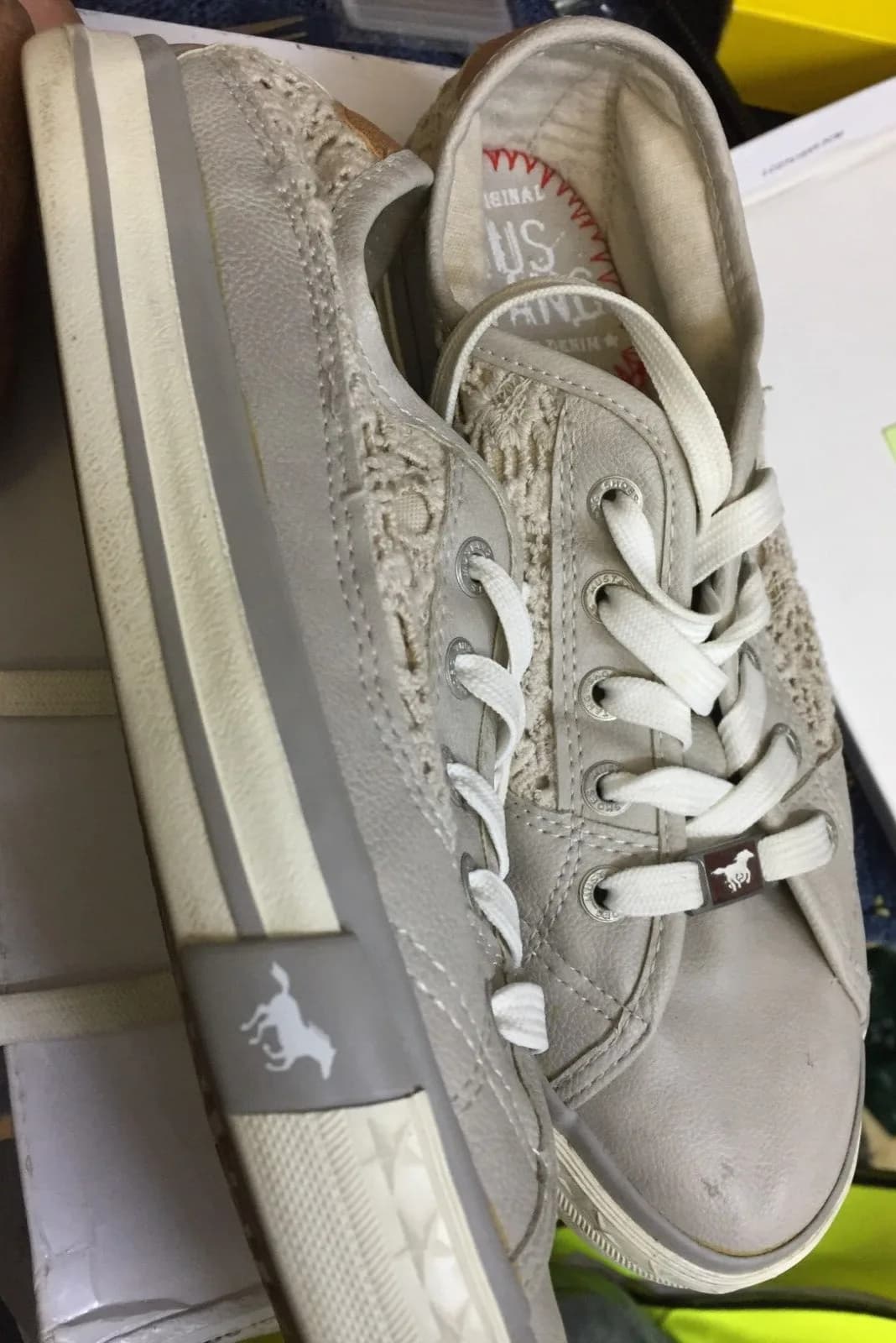 Mustang Original women's Low top trainers