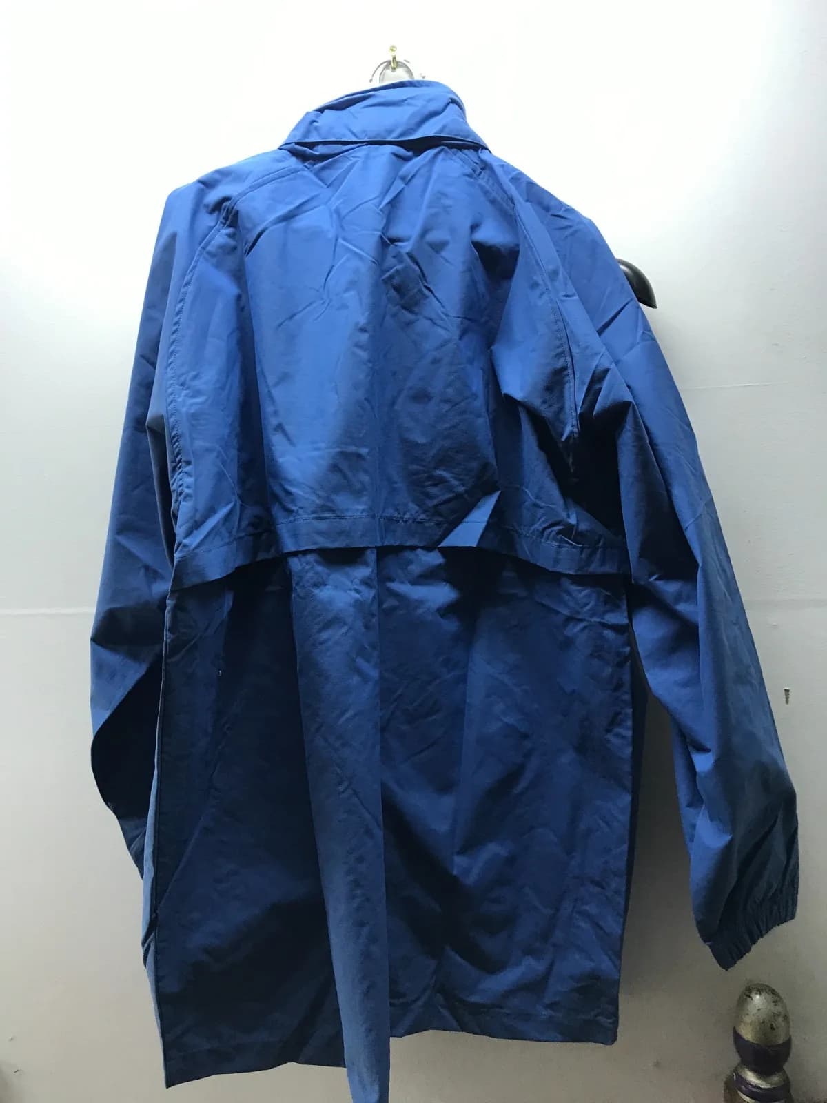 MENS XXL FILA JACKET – BRIGHT BLUE – STYLISH & SPORTY