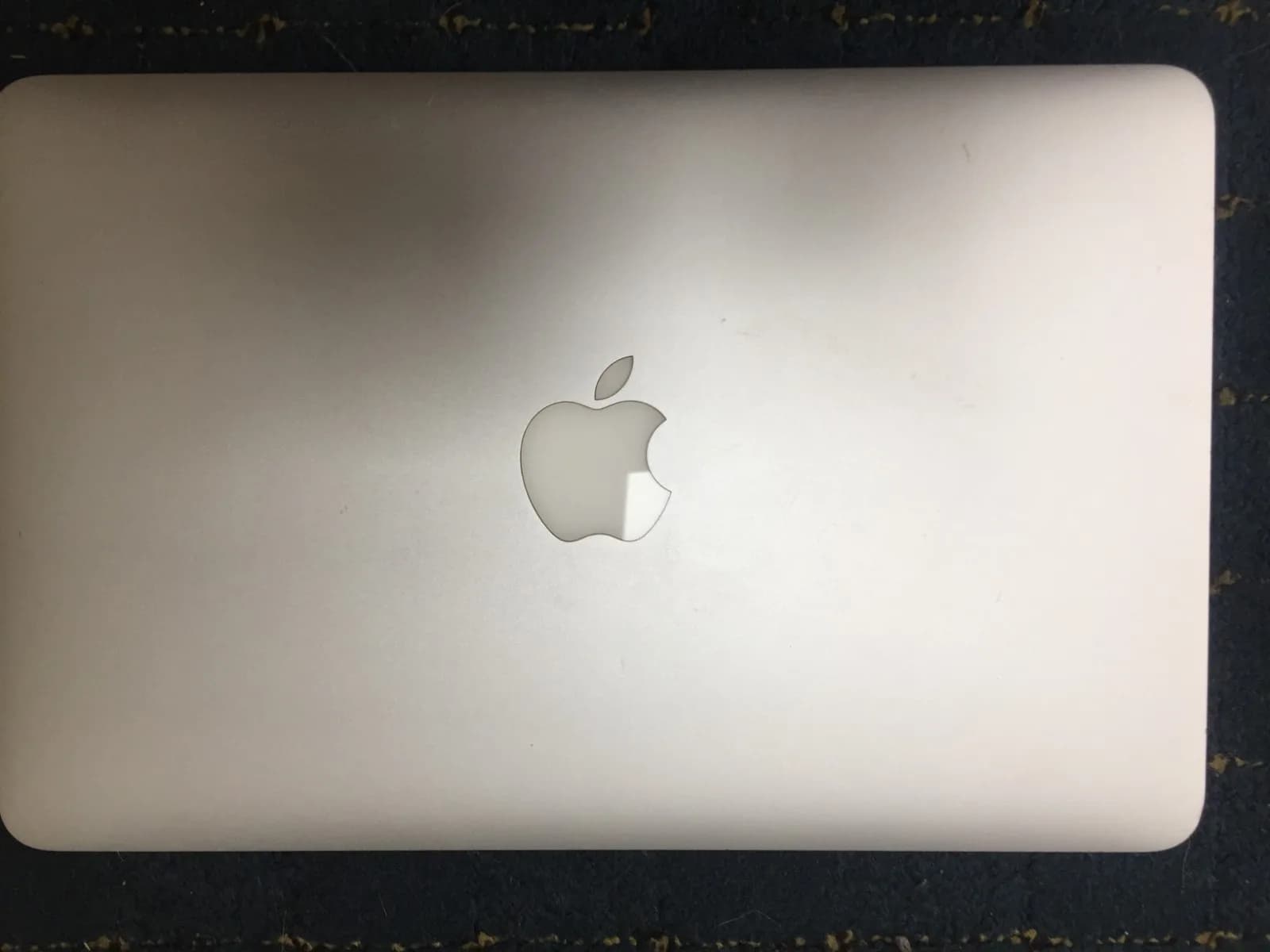 APPLE MACBOOK AIR 11 INCH MID 2013 I5 120GB SSD 4GB RAM