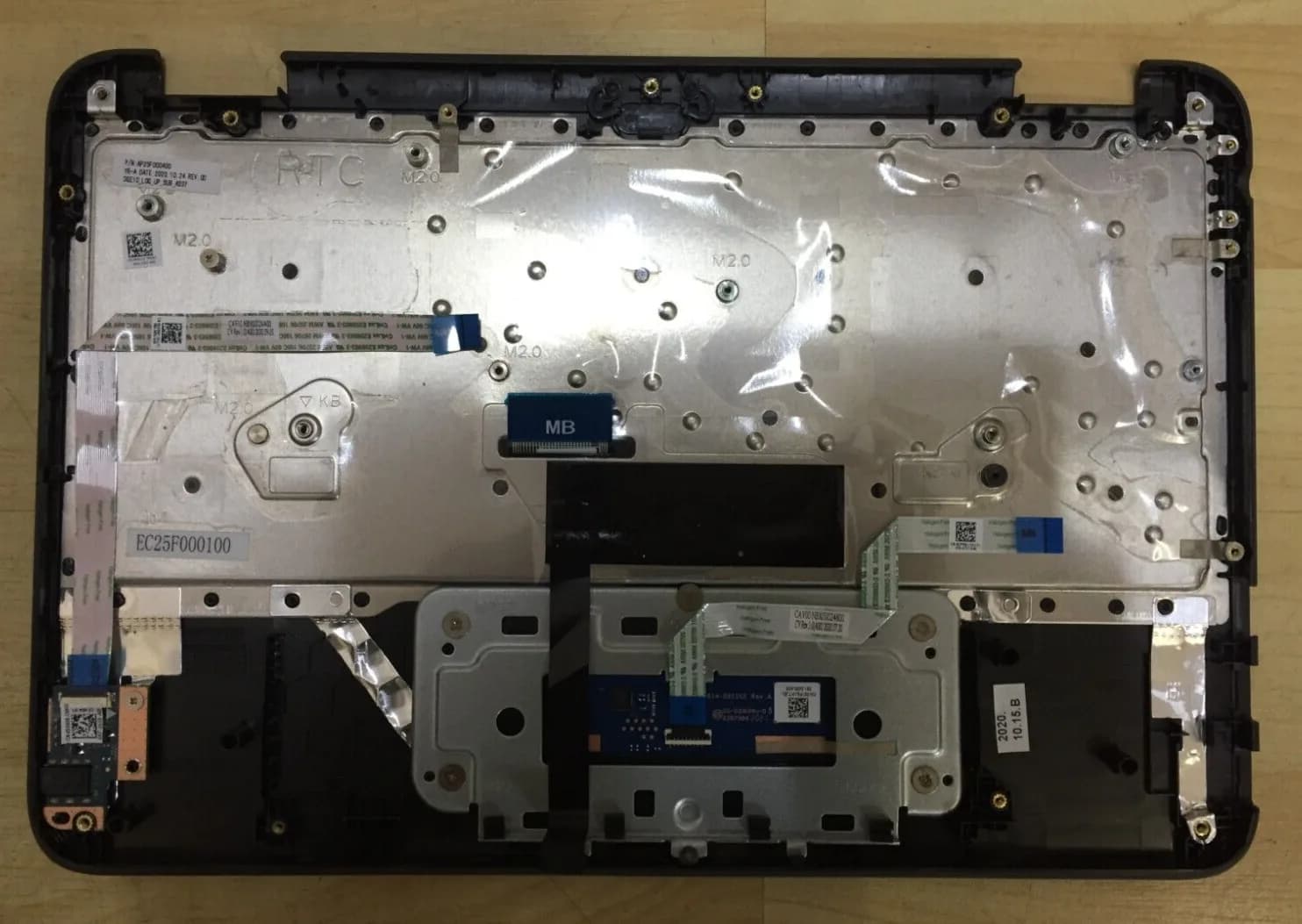 Dell Latitude 3190 Palmrest, Keyboard, Touchpad & Assembly