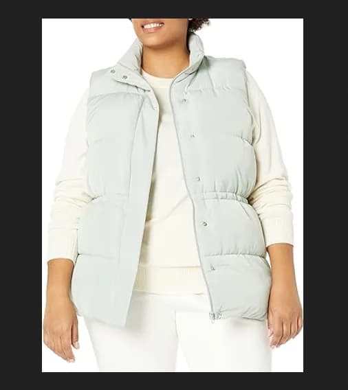 Amazon Aware Women's Relaxed-Fit Water Repellent Recycled Polyester Puffer Vest